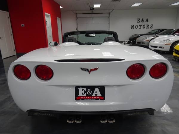 2012 Chevrolet Corvette 1LT - - by dealer - vehicle for sale in Waterloo, WI – photo 8
