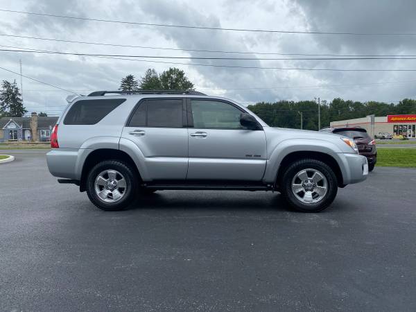 2007 Toyota 4Runner SR5 - $790 DOWN - ONE-OWNER / 4X4 / EXTRA... for sale in Cheswold, DE – photo 4