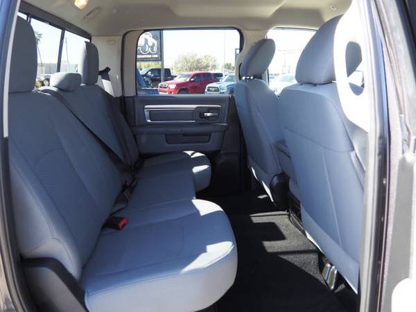 2017 Dodge Ram 1500 SLT 4X4 CREW CAB 64 BOX 4x4 Passe - Lifted... for sale in Phoenix, AZ – photo 17