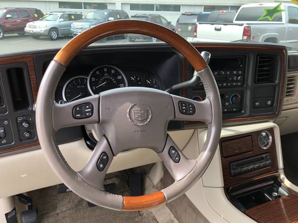 One Owner 2003 Cadillac Escalade AWD Leather Extra Low Miles for sale in Albany, OR – photo 12