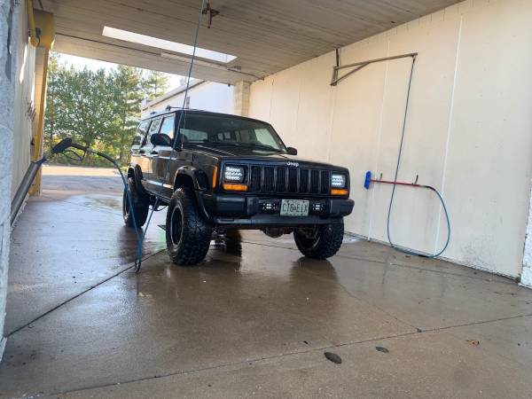 Jeep Cherokee Xj for sale in Ballwin, MO – photo 2