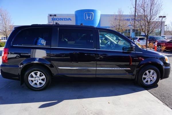 2011 Chrysler Town & Country FWD 4D Passenger Van / Minivan/Van To -... for sale in Prescott, AZ – photo 8