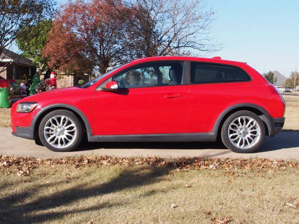 Volvo C30 T5 Turbo - cars & trucks - by owner - vehicle automotive... for sale in Allen, TX – photo 2