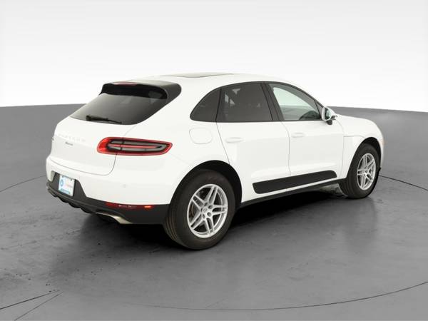 2018 Porsche Macan Sport Utility 4D suv White - FINANCE ONLINE -... for sale in NEWARK, NY – photo 11
