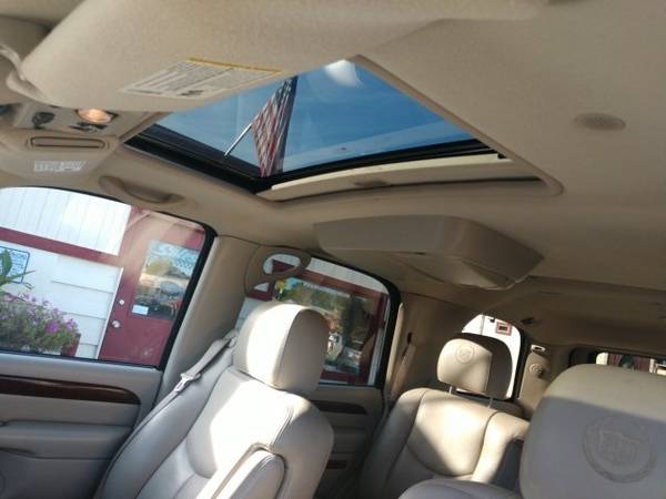 2005 Cadillac Escalade Base for sale in Greenfield, WI – photo 4