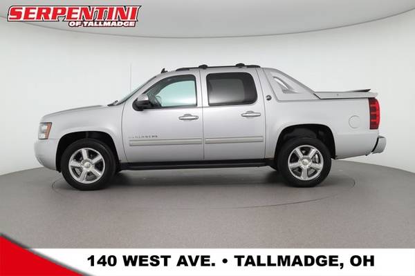 2013 Chevy Chevrolet Avalanche 1500 LT pickup Silver Ice Metallic -... for sale in Tallmadge, OH – photo 8