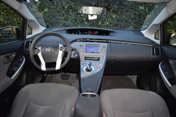 TOYOTA PRIUS THREE 2014 - cars & trucks - by owner - vehicle... for sale in Torrance, CA – photo 15