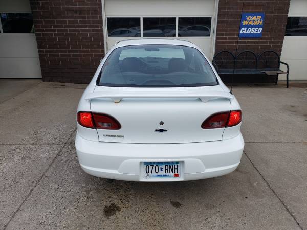 2001 CHEVY CAVALIER 4 DR 5 SPEED LOW MILES - cars & trucks - by... for sale in Cambridge, MN – photo 3