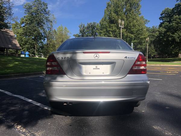 2005 Mercedes-Benz C-Class SHARP!! FINANCING AVALIABLE!! for sale in Rock Island, IA – photo 3