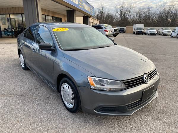 2014 Volkswagen Jetta 4dr Auto S - cars & trucks - by dealer -... for sale in Bethany, OK – photo 4
