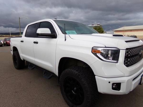 2018 Toyota Tundra 4WD TRD Sport Package (Auto Choice Lifted Edition) for sale in Spearfish, SD – photo 4