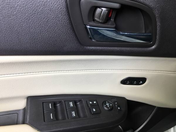 2017 Acura ILX Sedan w/Premium Pkg for sale in Bridgeview, IL – photo 21