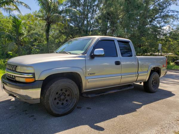 2000 Silverado for sale in Other, Other