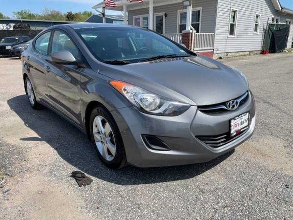 2013 Hyundai Elantra 4dr Sdn Auto GLS , 6 SPEED MANUAL with Tire for sale in Richmond , VA – photo 2