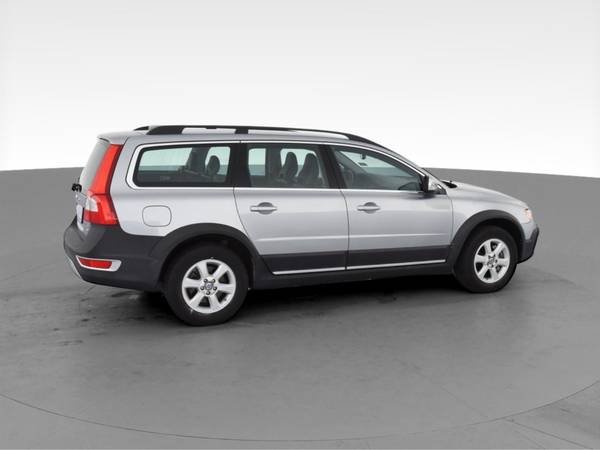 2010 Volvo XC70 3.2 Wagon 4D wagon Silver - FINANCE ONLINE - cars &... for sale in South Bend, IN – photo 12