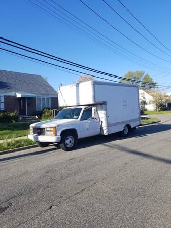 1994 GMC van/box truck for sale in Hicksville, NY – photo 8