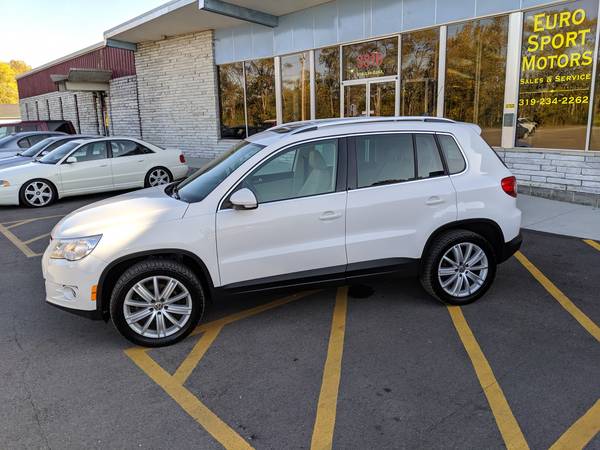 2011 VW Tiguan 4Motion for sale in Evansdale, IA – photo 13