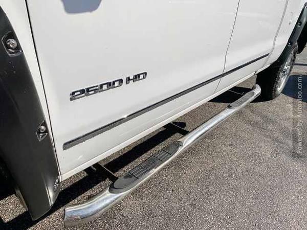 2013 Gmc Sierra 2500hd Sle Clean Car Fax 6.0l 8 Cylinder 4x4 Automatic for sale in Manchester, VT – photo 11