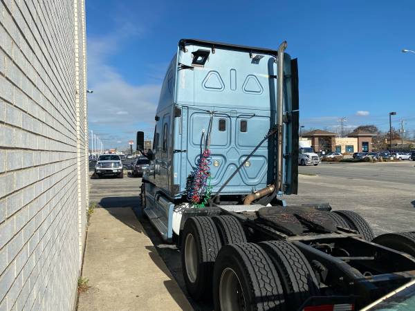 2012 Freightliner Cascadia 6X4 2dr Sleeper Cab - cars & trucks - by... for sale in Elmhurst, IL – photo 4