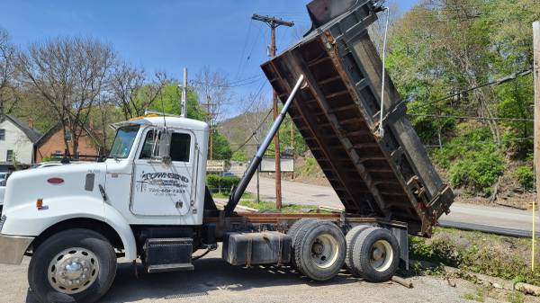 Peterbilt Dump Truck for sale in Beaver Falls, PA – photo 12