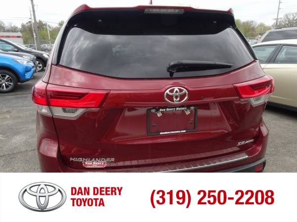 2018 Toyota Highlander SE Salsa Red Pearl - - by for sale in Cedar Falls, IA – photo 8
