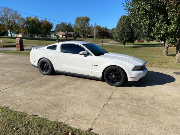 2011 mustang gt premium - cars & trucks - by owner - vehicle... for sale in Killen, AL – photo 2