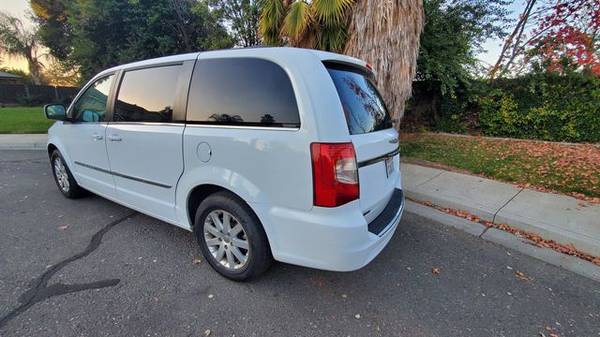 2014 Chrysler Town & Country - Financing Available! - cars & trucks... for sale in Tracy, CA – photo 9