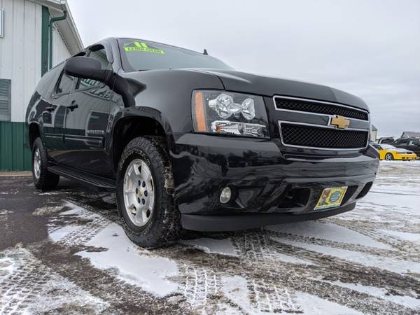 2011 Chevrolet Suburban 1500 4WD LT - - by dealer for sale in Westmoreland, NY – photo 8