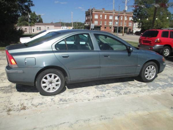 2001 VOLVO S-60 SEDAN - cars & trucks - by dealer - vehicle... for sale in Pacific, MO – photo 2