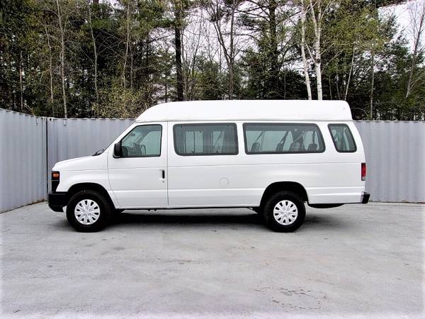 2008 FORD E 250 SUPER DUTY EXTENDED WHEELCHAIR VAN HANDICAP - cars & for sale in Brentwood, NH – photo 8
