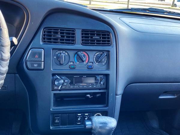 1997 Nissan Pathfinder 4WD SE - cars & trucks - by owner - vehicle... for sale in Fresh Meadows, NY – photo 9