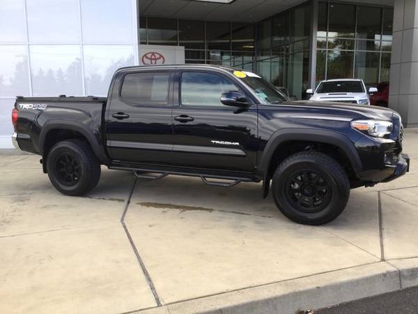 2018 Toyota Tacoma Midnight Black Metallic Buy Now! for sale in Bend, OR – photo 2