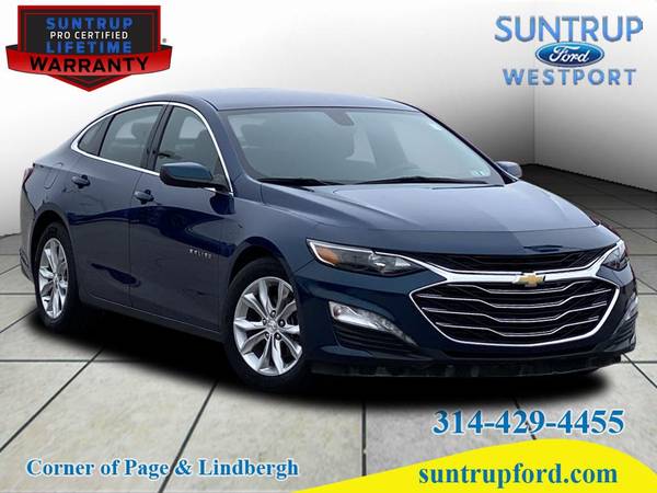 2019 Chevrolet Chevy Malibu LT - - by dealer - vehicle for sale in Saint Louis, MO – photo 2