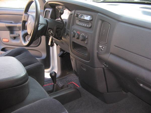 2005 Dodge Ram 1500 HEMI 5.7 - cars & trucks - by dealer - vehicle... for sale in Upton, MA – photo 10