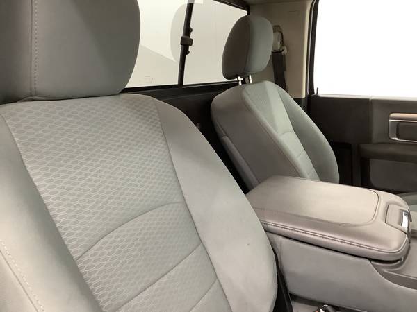 2017 Ram 1500 SLT - Closeout Deal! - - by dealer for sale in Higginsville, IA – photo 21