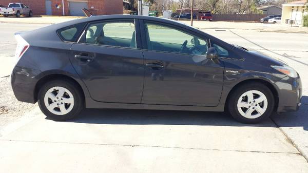 2010 Toyota Prius ** 51 MPG ** RUNS & DRIVES GOOD, GREAT DEAL - cars... for sale in Sapulpa, OK – photo 4