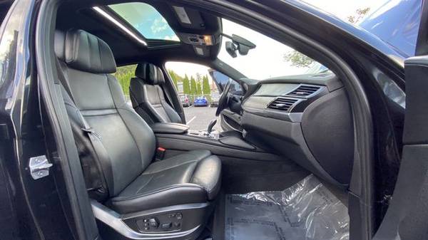 2014 BMW X6M LOADED, JUST SERVICED, CLEAN CARFAX 550HP GLOSS BLACK... for sale in Portland, CA – photo 23