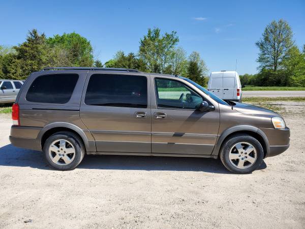 2005 Pontiac Montana EXCELLENT CONDITION ONLY 112, 000 MILES - cars & for sale in New Florence, MO – photo 4
