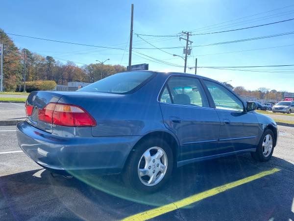 2000 Honda Accord EX - Leather Very Clean Only 141K - cars & trucks... for sale in Virginia Beach, VA – photo 4