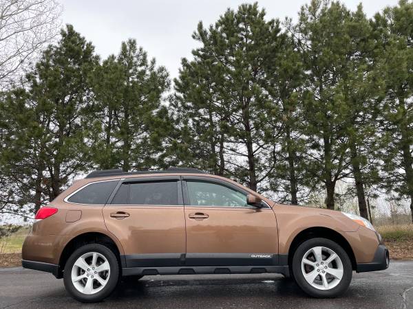2013 SUBARU OUTBACK 2 5 PREM AWD 6 SPEED ROOF SUPER CLEAN! - cars & for sale in Minneapolis, MN – photo 3
