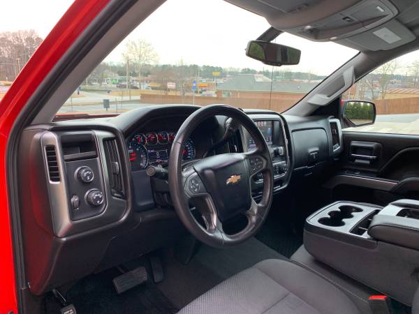2019 Chevrolet Silverado 1500 4x4 Double Cab Red V8 Low Miles - cars for sale in Douglasville, AL – photo 19