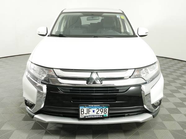 2017 Mitsubishi Outlander - cars & trucks - by dealer - vehicle... for sale in Inver Grove Heights, MN – photo 13