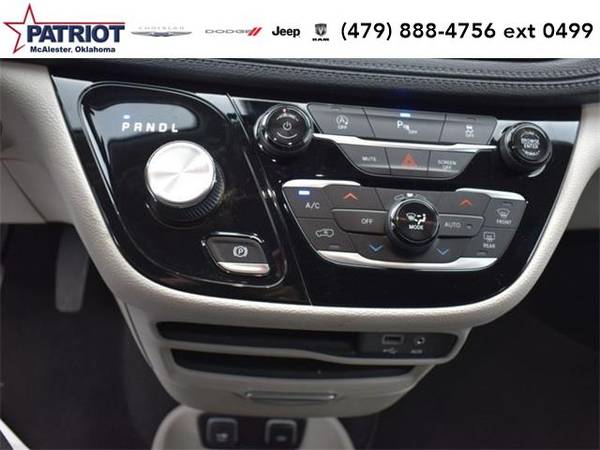 2020 Chrysler Pacifica Limited - mini-van - - by for sale in McAlester, AR – photo 19