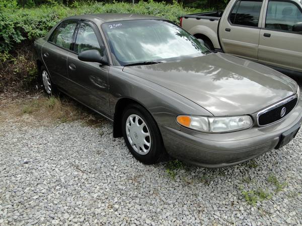 03 Buick Century Custom - cars & trucks - by dealer - vehicle... for sale in Maryville, TN – photo 2