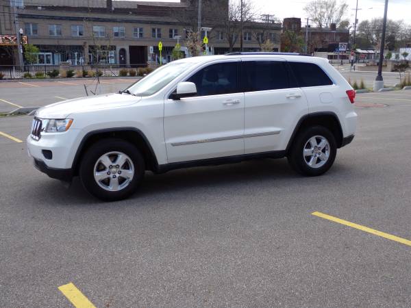 2011 Jeep Grand Cherokee - - by dealer - vehicle for sale in Cleveland, OH – photo 5