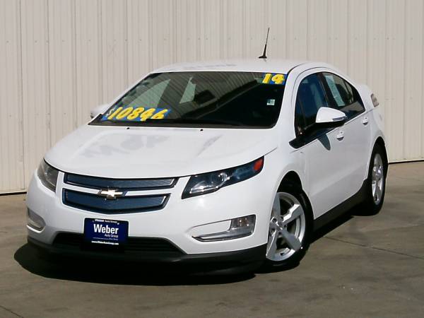 2014 Chevrolet Volt-Remote Start! New 120V Charger! Very Nice! -... for sale in Silvis, IA – photo 2