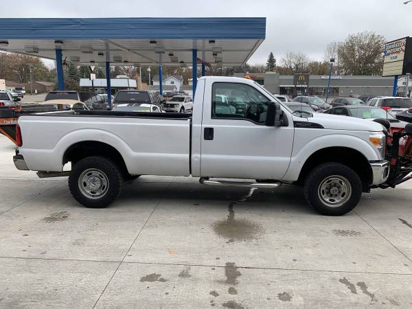 ★★★ 2012 Ford F-250 XL / 6.2L V8 4x4 / Boss Plow! ★★★ - cars &... for sale in Grand Forks, ND – photo 5