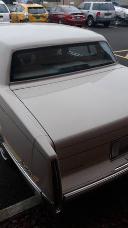 Beautiful 1989 Cadillac Sedan DeVille 40,000 original miles - cars &... for sale in Chicago Ridge, IL – photo 6