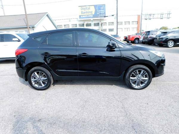 2015 HYUNDAI TUCSON AWD 4DR GLS - cars & trucks - by dealer -... for sale in SOUTH BEND, MI – photo 5