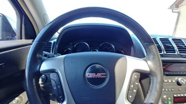 V6 POWER!! 2007 GMC Acadia FWD 4dr SLT for sale in Chesaning, MI – photo 8